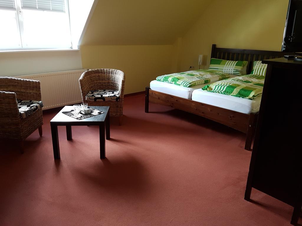 Hotel Zum Schwanen Leimen Kültér fotó